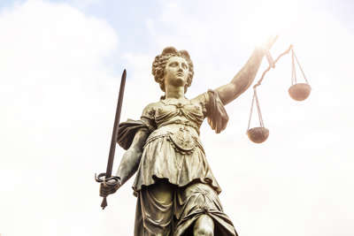 Complaints about criminal courts